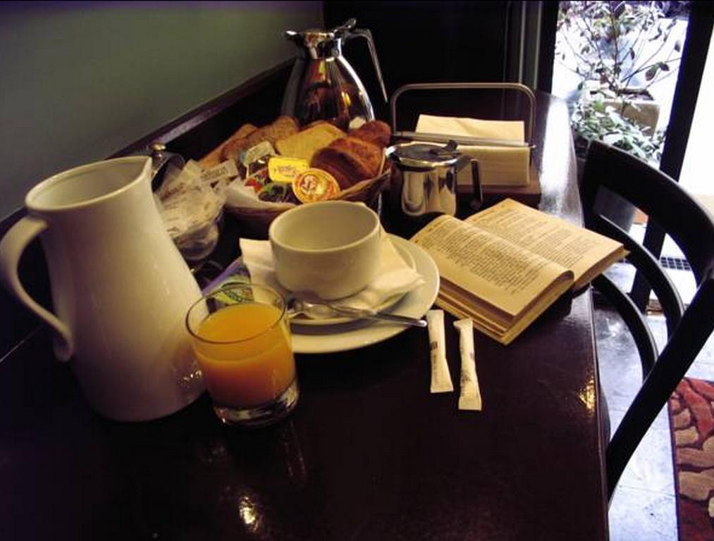 Hotel Monte-carlo 2*