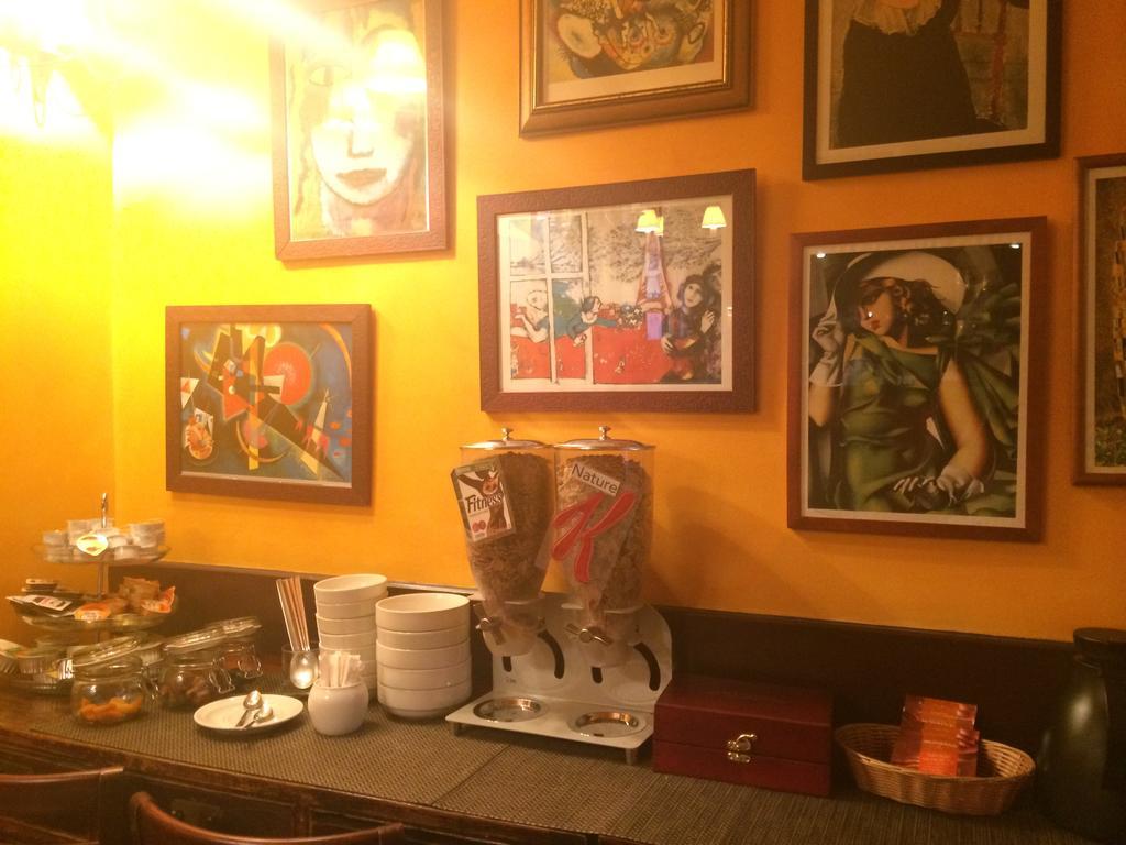 Monte-carlo 2* Paris